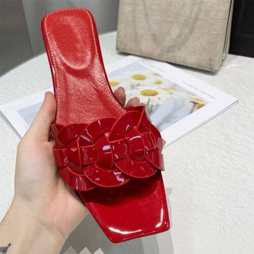 2021 womens Slippers Flat Genuine Leather Womens Shoes Open Toe Square Heels Summer Slides Luxury Designer Shoes