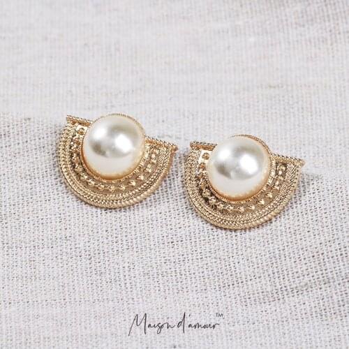 Wholesale Europe Ethnic Style Bohemia Oversized Pearl Stud Earrings Sterling Silver 925 Retro Women Luxury Jewelry
