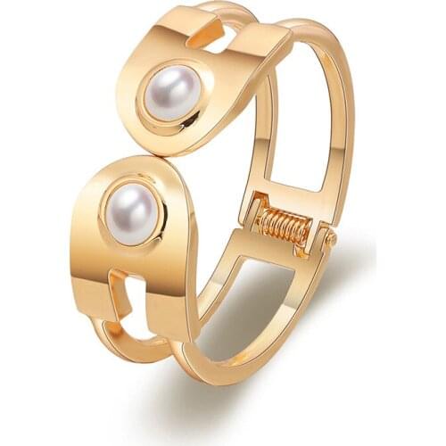 Niche Simple Ladies Bracelet Minimalist Line I-shaped Hollow U-shaped Pearl Double-headed Opening Gold-plated Bracelet Wholesale