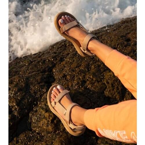 Women Sandals Fashion Shoes Rhinestone Design Summer Sandals Soft Platform Sandals Slippers Daily Walking Sea Beach Shoes Mild