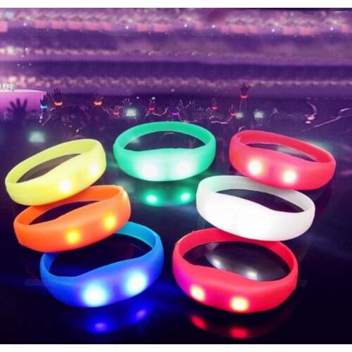 200PCS Unisex Voice Control LED Light Up Silicone Bracelet Glow Flash Bangle Gift For Party Decoration