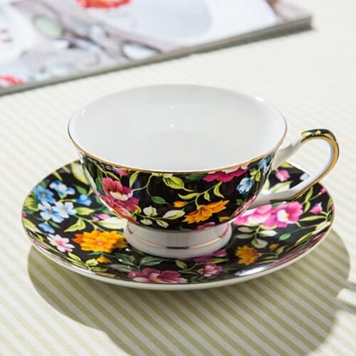 High Quality Bone Porcelain Coffee Cups Vintage Ceramic Cups On-glazed Advanced Tea Cups And Saucers Sets Luxury Gifts