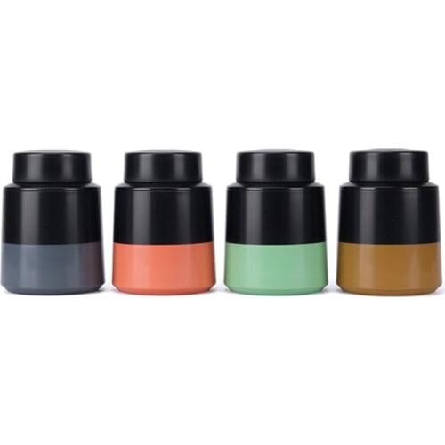 Xin Jia Yi Packaging Small Tins For Sale Unique Candle Jars Wholesale Mini Tins With Cover Lids Tea Small Oil Cans For Sale