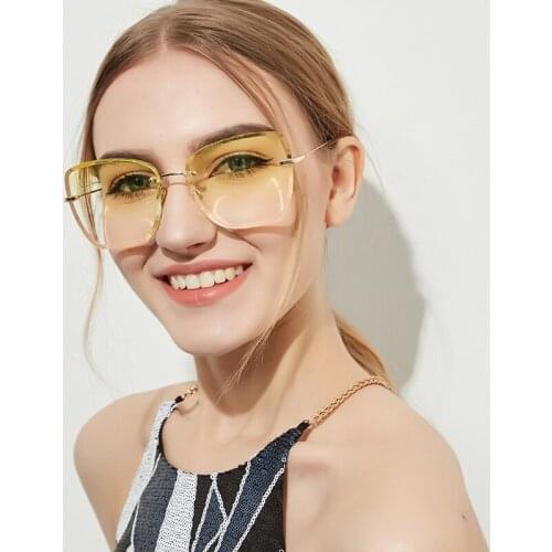 Veshion Rimless Sunglasses Women Brand Designer Oversized Sun Glasses for Female Gradient Gray Alloy Frames Retro Ladies Glasses