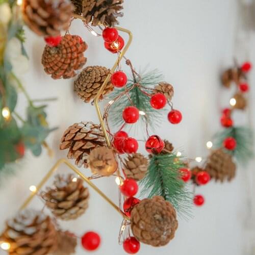 2020 New Hot Christmas Led Decorative String Lights, Pine Cone and Pine Needle Decoration Copper Lamp for Festival and Parties