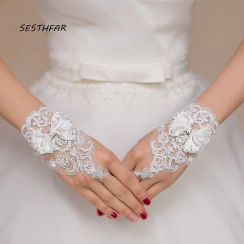 Wedding Gloves Fingerless Women Wedding Gloves Lace Flora Lacing Bow Appliqued Crystal Beaded ST012