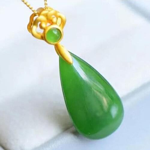 Natural Hotian Jade Pendant Womens Jasper Drop-Shaped Necklace S925 Sterling Silver Clavicle Chain Womens Simple Temperament f