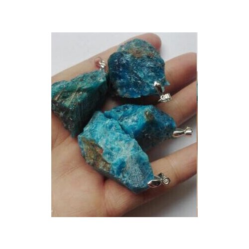 2-3 cm blue apatite pendant crystal pendant, male and female pendant pendant