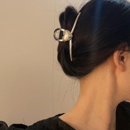 AOMU 2021 3D Retro Gold Silver Color Metal Love Heart Hairpins Smooth Irregular Geometric Hollow Big Hair Claw for Women Jewelry
