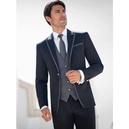 Slim fit suits Gentlemen Tuxedos Best Man Suits men wedding suits New Fashion Bridegroom Wedding dress for men 2018