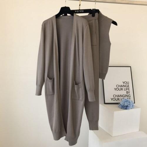 2020 autumn and winter new products European and American style simple long coat + vest + casual pants three-piece suit