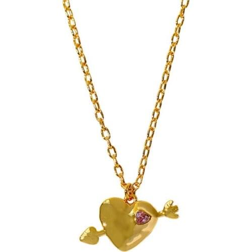 An arrow pierced the heart necklace female hip hop love pendant Europe and America and a geometric neck ornament wholesale