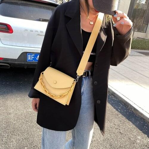 Fashion Acrylic Chain Handbags Solid Color Thick Chain Small PU Leather Crossbody Bags Design Leather Crossbody Bags For Women