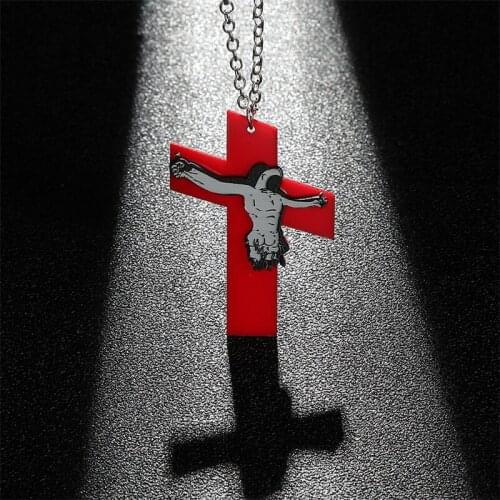 Halloween Jesus Cross Resin Necklace Ladies Religion Free Religious Believer Necklace Ladies Men’s Nightclub Party Jewelry