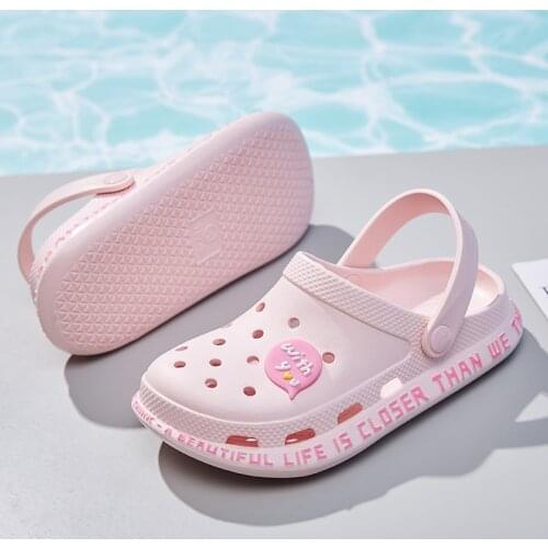 2021 New Women Sandals Garden Clogs For Female EVA Slippers Wild Nurse Hospital Work Medical Sandals Beauty Salon Laboratory