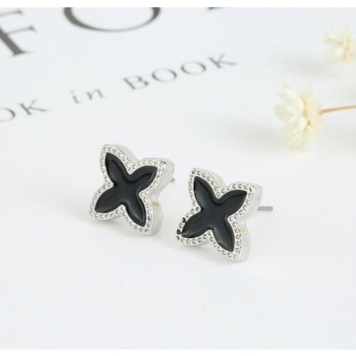 Stud Earrings Trendy 2020 Clover Earrings for Women Trendy Stud Earrings Korea Brand Statement Studs Earings Jewelry Wholesale