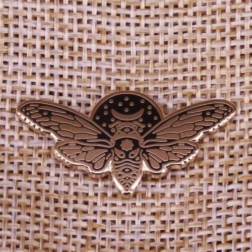 Nature Bee Moon Wildlife Night Starry sky lapel pin Jewelry Button Accessories Pinback