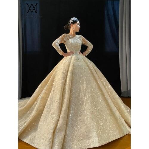 Robes de mariage Long Sleeve Lace Appliques Long Train Wedding dress