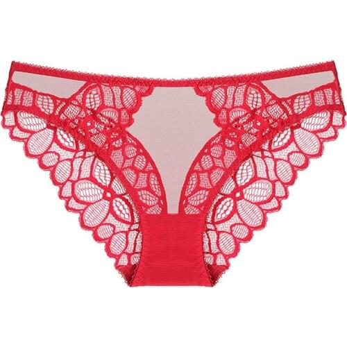 Hollow Sexy Lace Comfortable Breathable Female Panties Hip Up Low Rise Briefs Sensual Women Underpants
