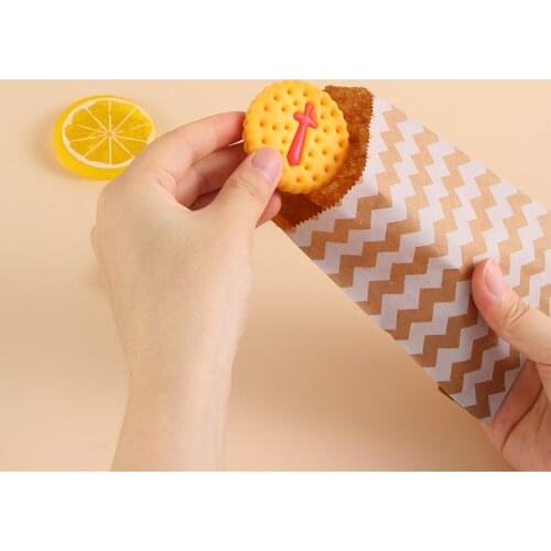 50pcs 15*10CM Wave Dot Kraft Paper Candy Biscuit Bags Packing Pouch Popcorn Bag Birthday Wrapping Supplies Pastry Tool