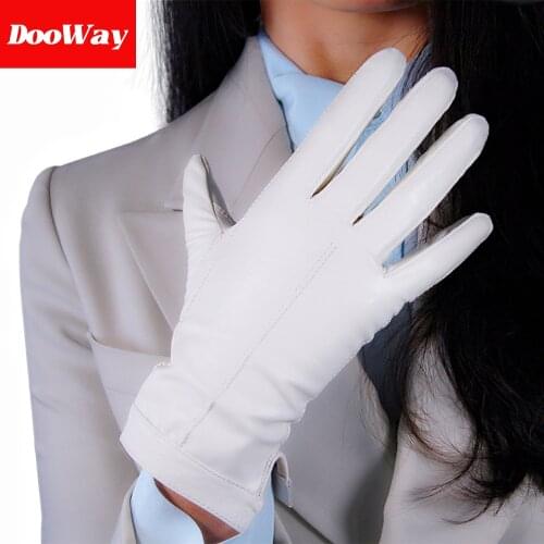 DooWay Ladies Winter Fashion Short Gloves Genuine Lambskin TECH Touchscreen 10inches Wirst Length White Warm Leather Gloves