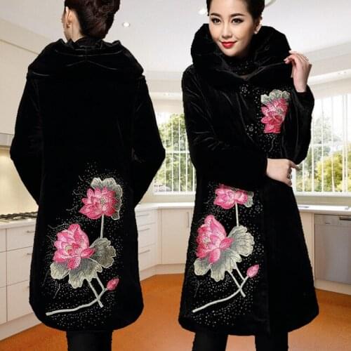 Plus size M-5XL 2016 Winter Outwear women parka velvet thickening embroidery Cotton-padded womens outerwear overcoat long coat