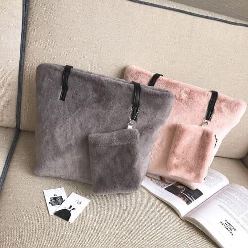 New Faux Fur Tote Handbags For Women Female Fashion Casual Top-Handle Should Bags Ladies Elegant Fur Totes With Small Purse