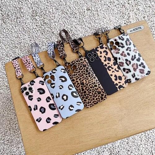 Korean style Leopard Necklace Case for iphone 12 Pro Max XR 11ProMax X XS 7 8 plus 3D Cat Lanyard Strap Soft IMD Capa Cover