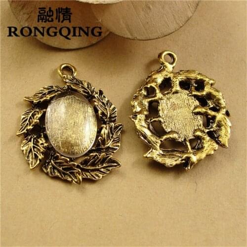 RONGQING Creative Leaves Rolling Charms 18*13MM Oval Cabochon Base Blank Pendant 40pcs/lot Jewelry Findings
