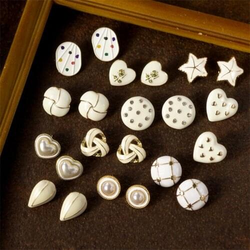 HUANZHI 2020 New Vintage Elegant Dripping Oil Water Drop Love Star Zircon Pearl Irregular Stud Earring for Women Dress Jewelry