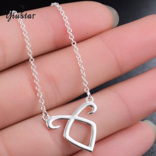 Yiustar New Fashion Sweet Cute Charm Antelope Shape Pendant Necklace Graceful Charming Necklace For Women Girls Kids Party Gifts
