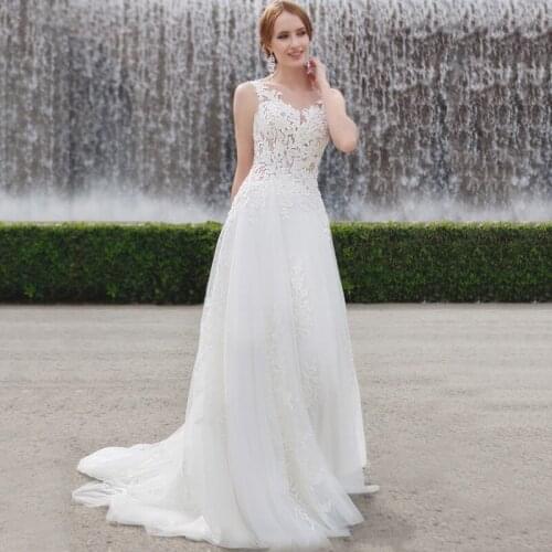 Scoop Sleeveless Appliques Lace Buttons Tulle Wedding Dress 2021 Vestido De Noiva Bridal Gown