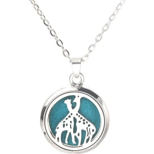 Giraffe Aroma Box Fine Pendant Necklace Magnetic Aromatherapy Essential Oil Diffuser Perfume Box Locket Pendant Jewelry 27mm