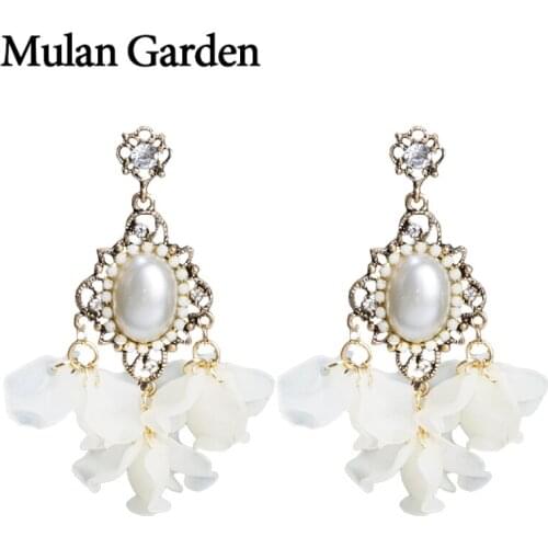 M&G White Imitation Pearl Gothic Vintage Earrings Women Trendy Flower Rhinestone Statement Dangle Earrings Fashion Jewelry Gifts