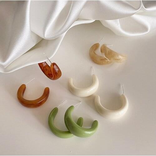 ALLNEWME Minimalist Vintage Amber White Green Color Resin Earring for Women Multicolor C Shape Hoop Earrings French Jewelry 2021