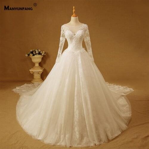 2021 New Arrival Embroidery Appliques Tulle Cathedral Train Bridal Ball Gown Luxury Full Sleeve O-Neck Zipper Back Wedding Dress