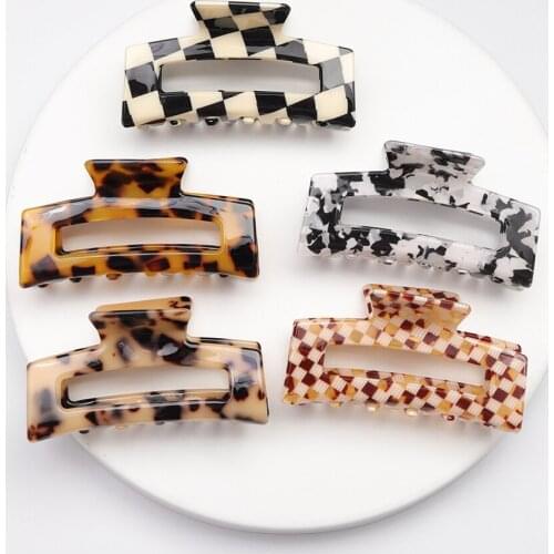 2021New Ins Large Geometric Hollow Square Grab Clip Female Leopard Print Acetate Hairpin Hair Accessories Bath Hairpin Jewelry