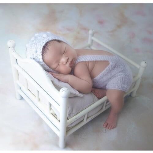 Ivory Baby Iron Bed Photo Props Infant Metal Infant Photo Shoot Newborn photography Props Bed