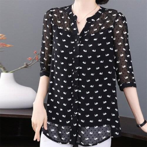 Women Summer Chiffon Casual Blouses V-Neck Half Sleeve Ladies Shirts Print Lining Elegant Loose Blusas Fashion Tops MM0505
