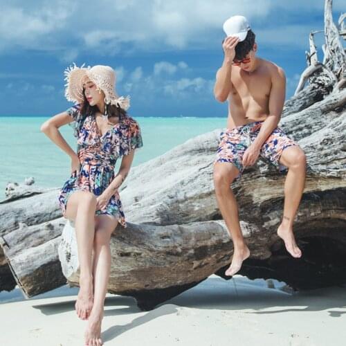 2021 New Couple Swimwear Womens Steel Support Gathered Skirt One-piece Slim Swimsuite Large Boys Beach Pants Time Limited