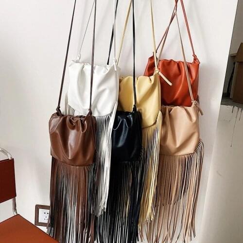 Elegant Female Pleated Cloud Bag 2021 Fashion High Quality PU Leather Womens Designer Handbag Tassel Dumplings Messenger Bag
