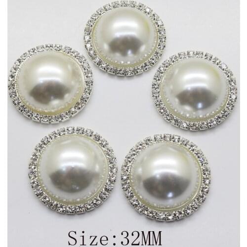 Best selling simple 5 pieces 32mm pearl crystal creative decoration round shiny Diy wedding party rhinestone festival production