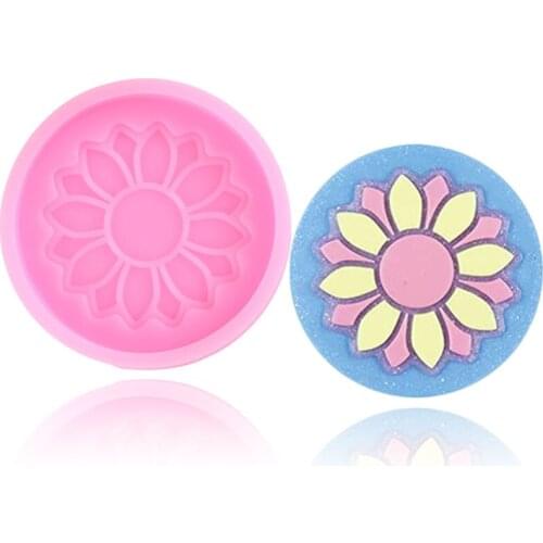 3D Sun Flower Phone Grip Silicone Mold Round Badge Reel Keychain Epoxy Resin Molds Sunflower Jelly Chocolate Candy Fondant Mould