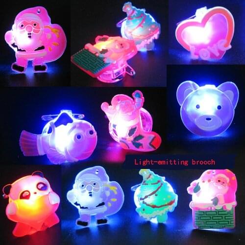 1pcs Luminous Toys/Light-emitting brooch/led flash badge/cartoon pin/colorful light/baby toys for children/toy/Christmas gift