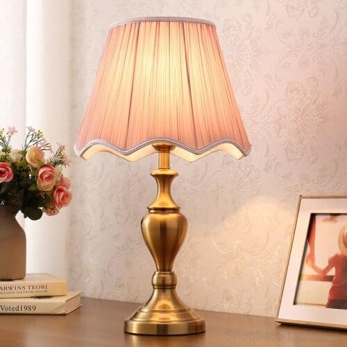 American Simple Modern Table Lamp Warm Romantic Creative Bedroom Bedside Living Room Study Hall Exhibition Hall Decoration Lamps