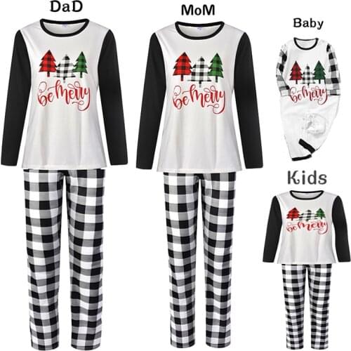 New Christmas Family Clothes Set Kids Suit Pajamas Baby Rompers Printed Long Sleeve Family Parent Child Suit