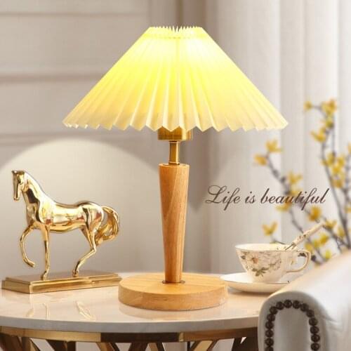 Korean Pleated Table Lamp Wooden Table Lamps for Living Room Bedroom Home Decor Cute Fabric Desk Lamp Reading Study Bedside Lamp