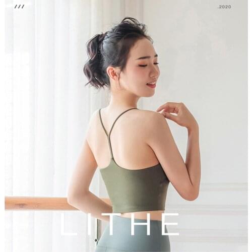 New Women Sport Tops For Gym High Elastic Running Workout Fitness Clothes Sleeveless Sport Wear Female Padded Yoga Tank Top 2021