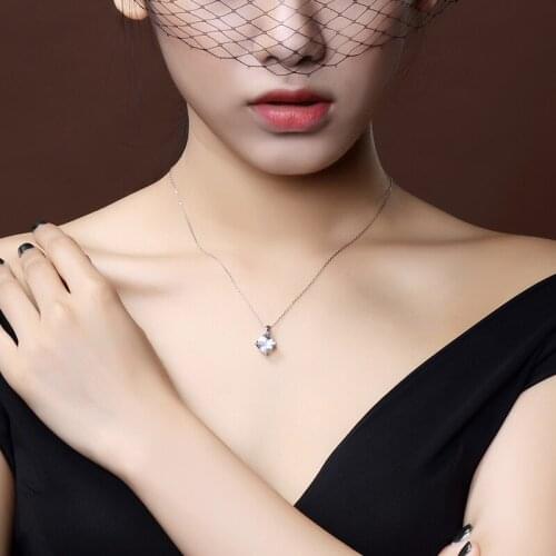 Lnngy 2ct Cushion Cut Genuine Sky Blue Topaz Pendant Necklace 925 Sterling Silver 45cm Cross Chain Fine Women Jewelry Gift