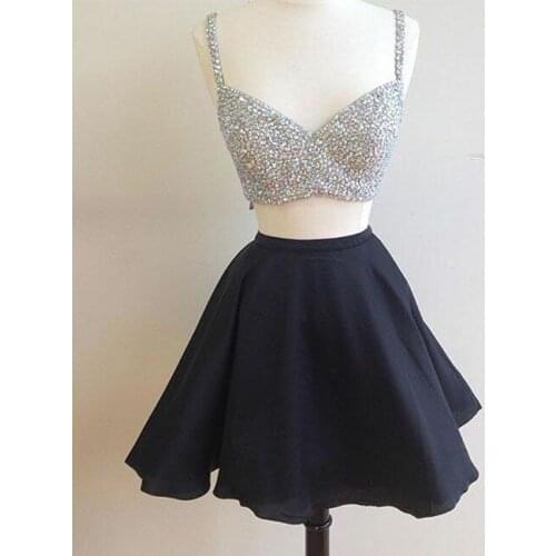 Short Satin V-Neck Beaded Homecoming Dresses with Pockets Lace Up Back Knee Length Black Abendkleid Robes de Soirée for Women